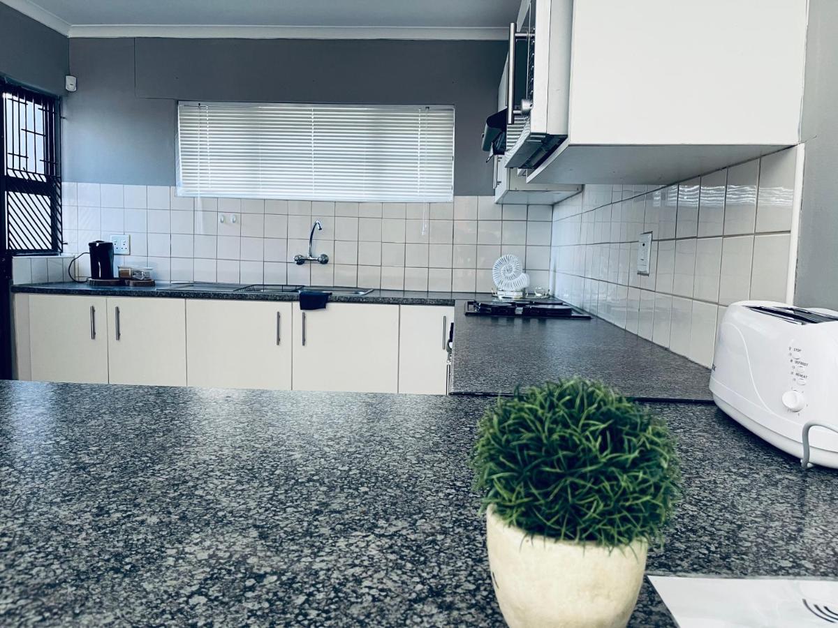 Otis Self Catering Apartamento Walvis Bay Exterior foto