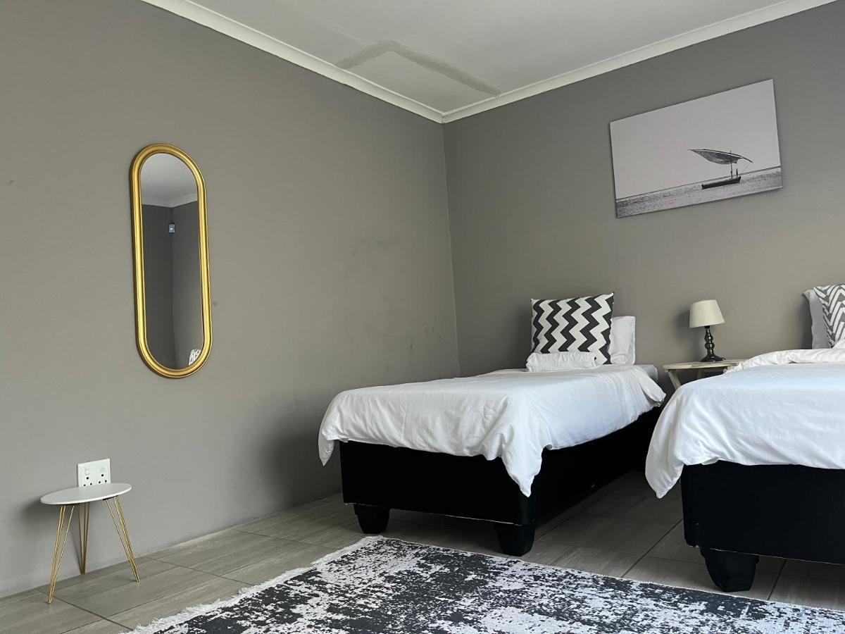 Otis Self Catering Apartamento Walvis Bay Exterior foto