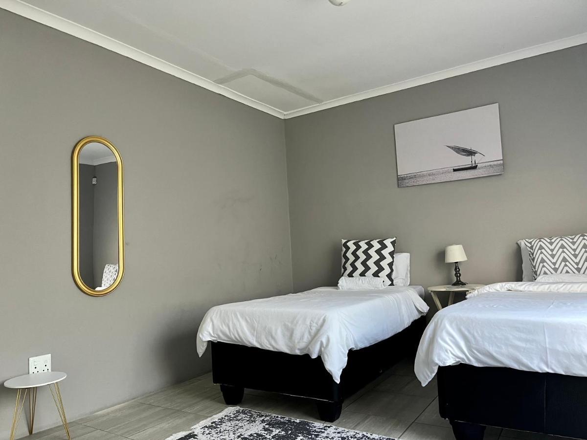 Otis Self Catering Apartamento Walvis Bay Exterior foto